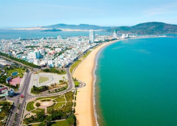 Bỏ túi 5 Bãi tắm đẹp nhất Quy Nhơn nhất định Bạn không thể bỏ qua - Khách sạn Quy Nhơn
